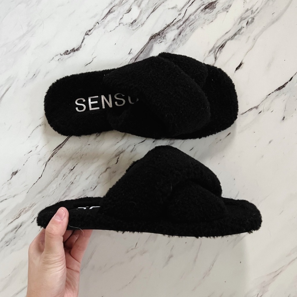Senso Inka V Black Slippers - Picture 4 of 9